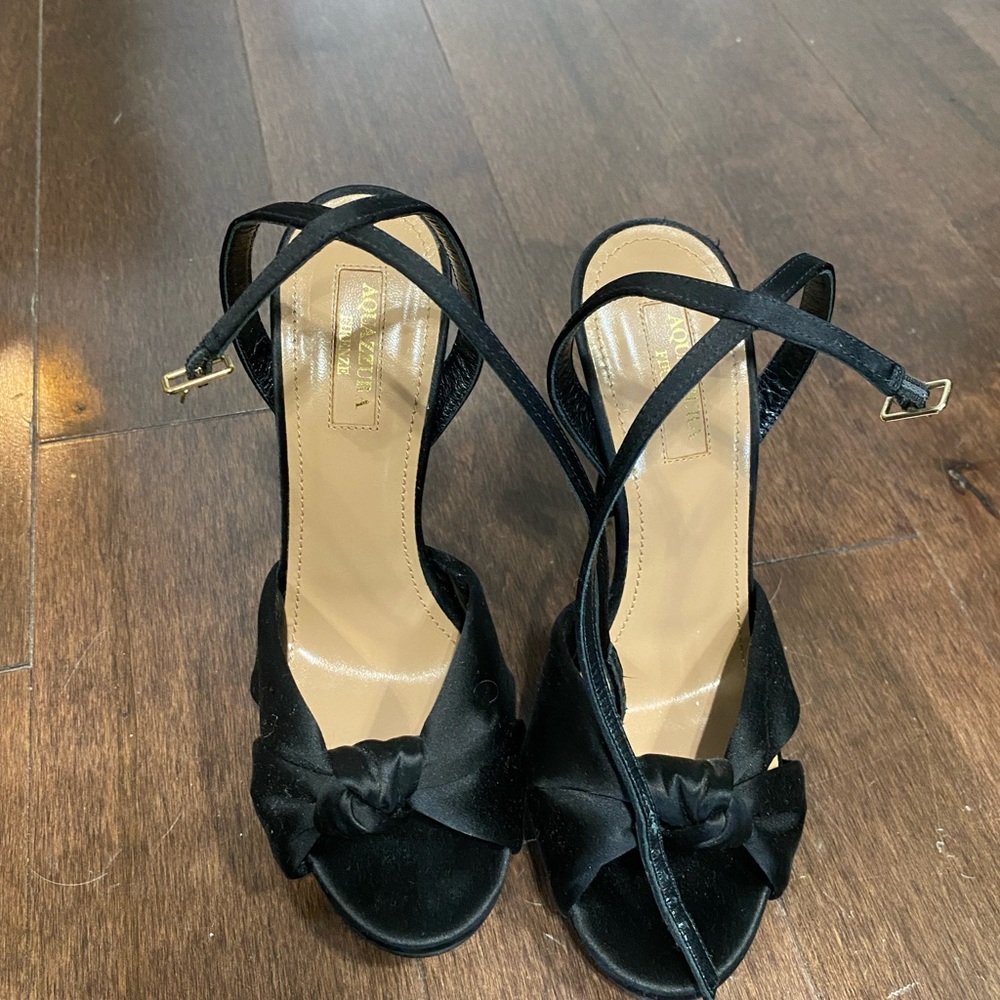 Women black Aquazurra heels